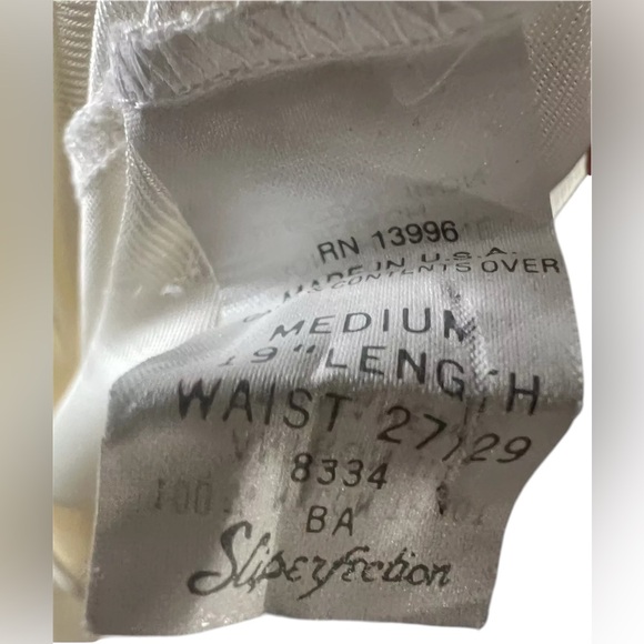 Vintage White Lace Trim Slip - Picture 3 of 3